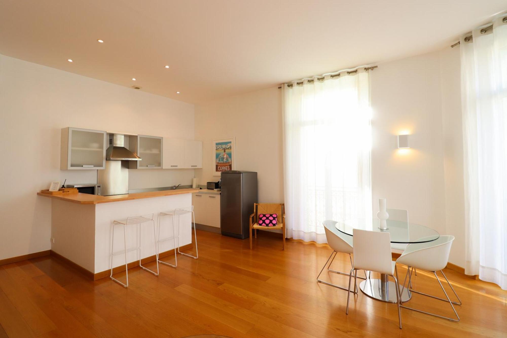 Residence Buttura Cannes Oda fotoğraf