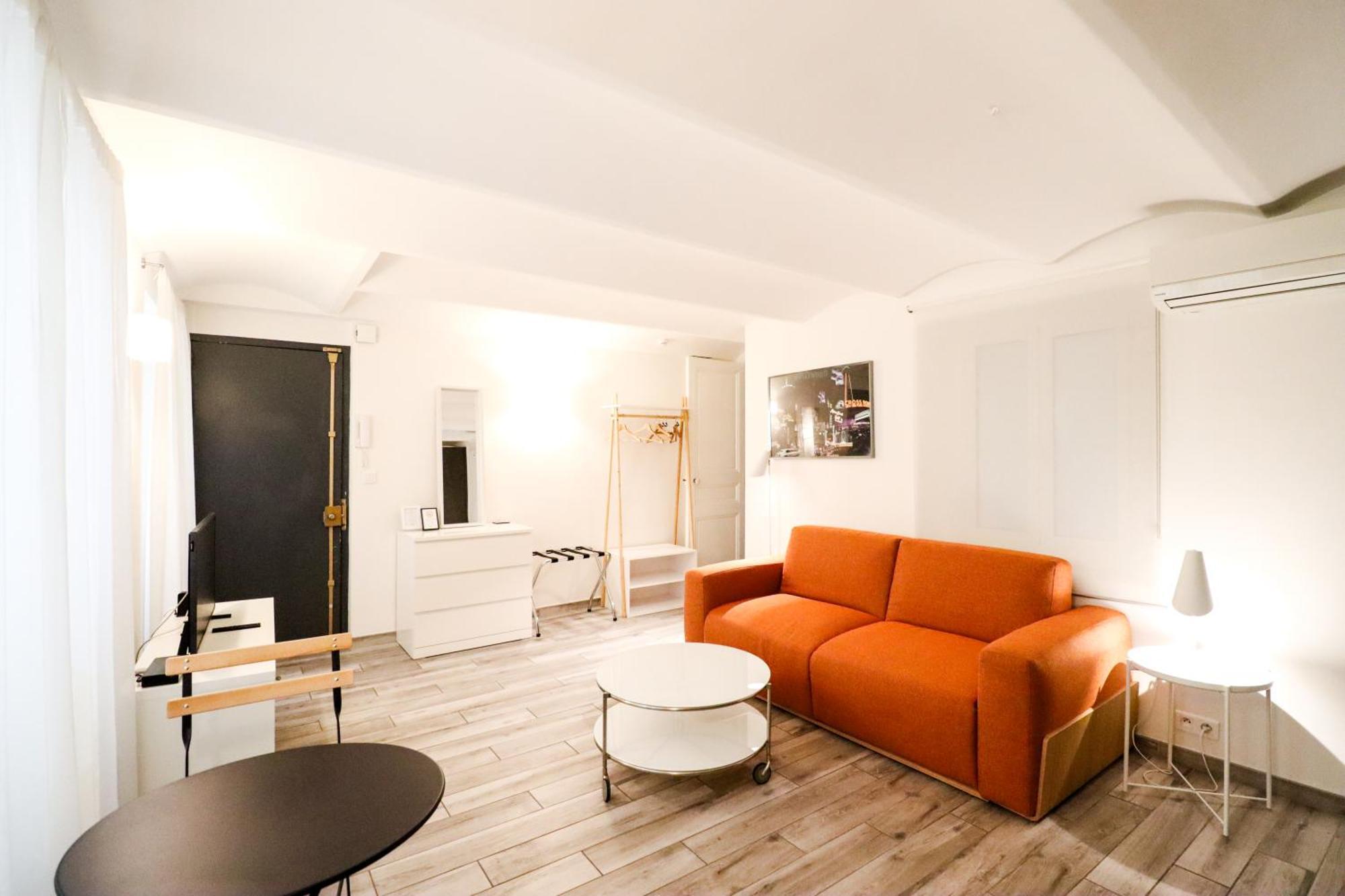 Residence Buttura Cannes Oda fotoğraf